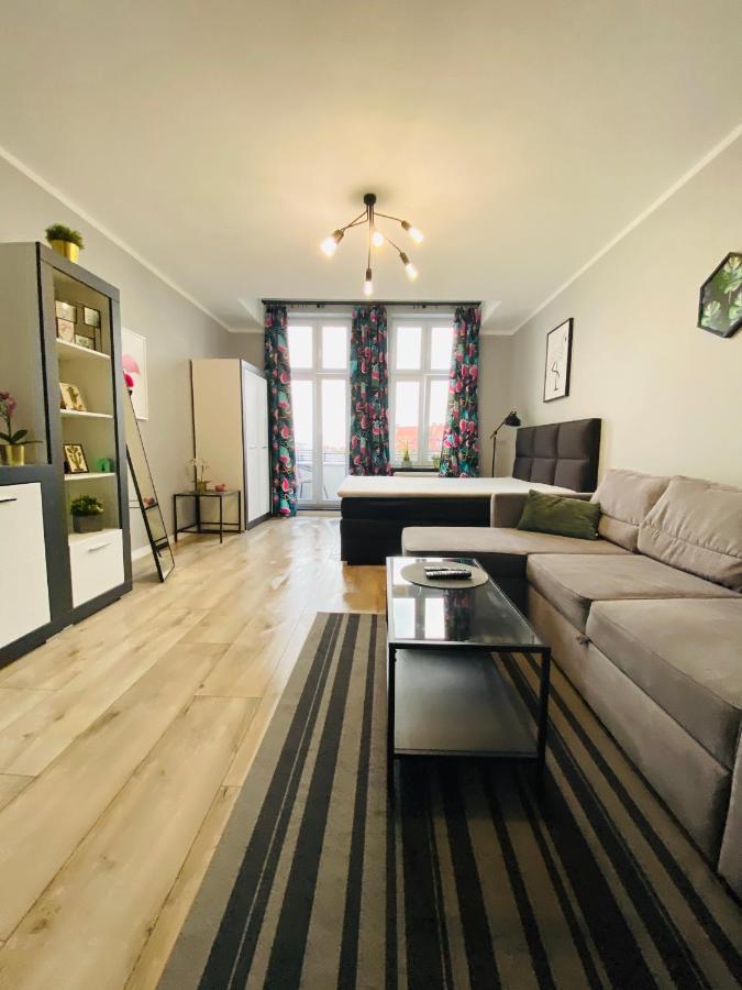 Apartament Flaming Z Balkonem - Scisle Centrum Naprzeciwko Pkp I Pks - Self Check In - Darmowy Parking - Pozne Wymeldowanie - Wystawiamy Fv Oppeln Exterior foto